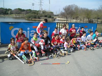 ¿QUIERES JUGAR AL HOCKEY? APÚNTATE